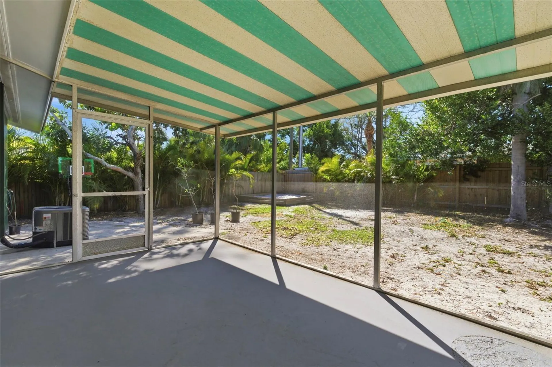 6522 112th Street Seminole FL 33772