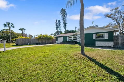 6522 112th Street Seminole FL 33772