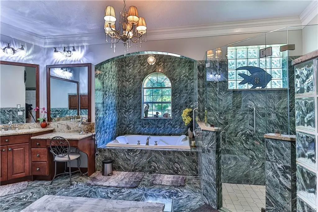 5215 N Honeycreek Terrace Crystal River FL 34428
