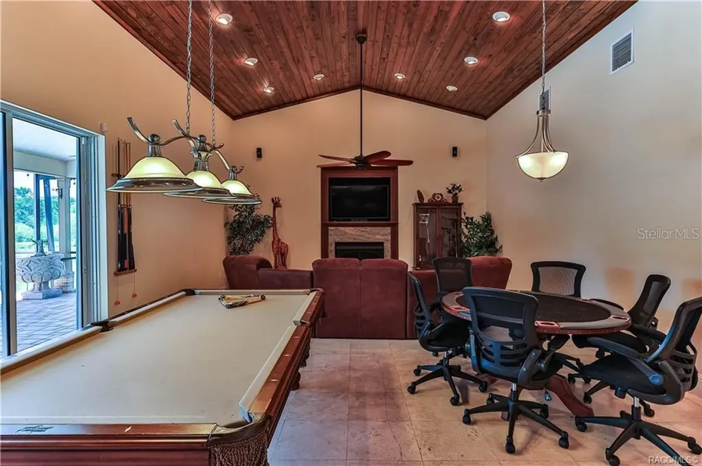 5215 N Honeycreek Terrace Crystal River FL 34428