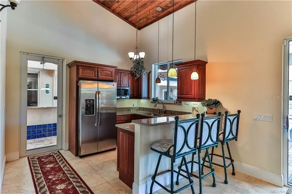 5215 N Honeycreek Terrace Crystal River FL 34428