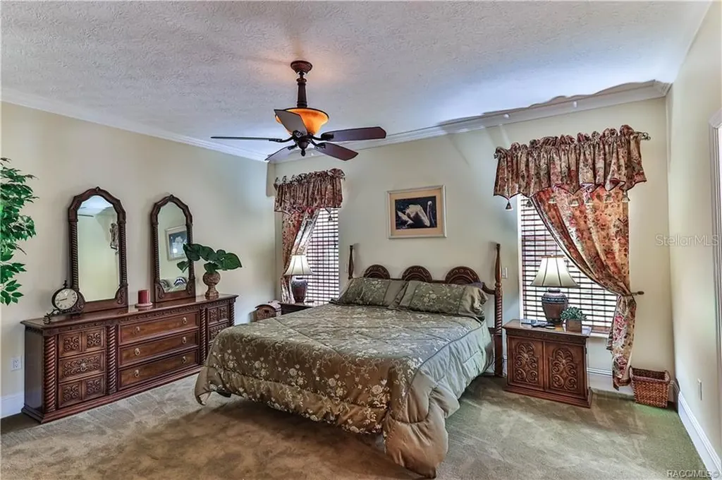 5215 N Honeycreek Terrace Crystal River FL 34428