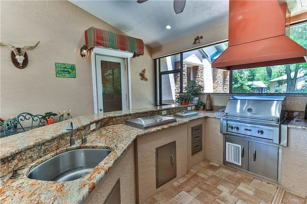 5215 N Honeycreek Terrace Crystal River FL 34428