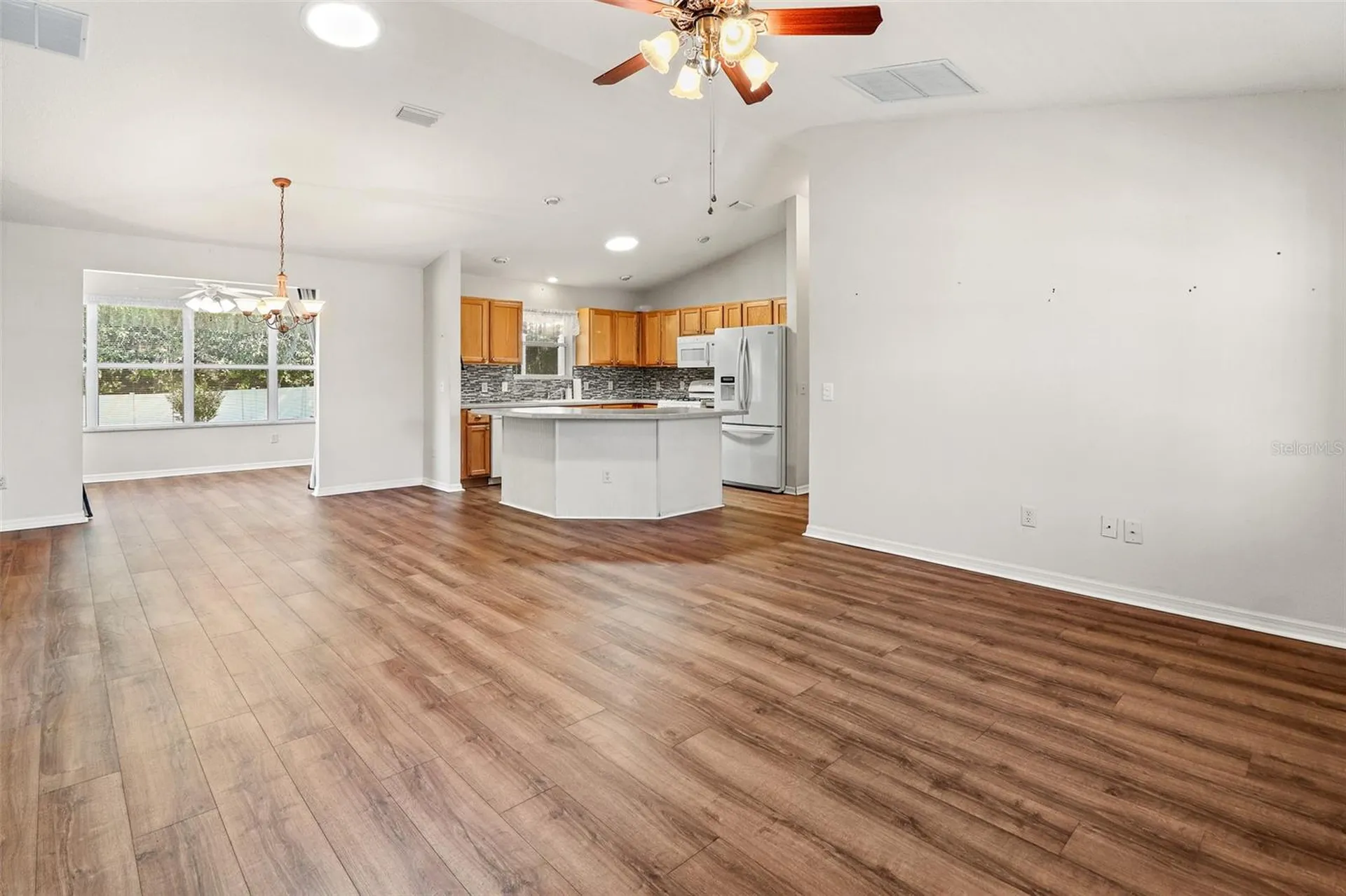 16856 SE 96th Chapelwood Circle The Villages FL 32162