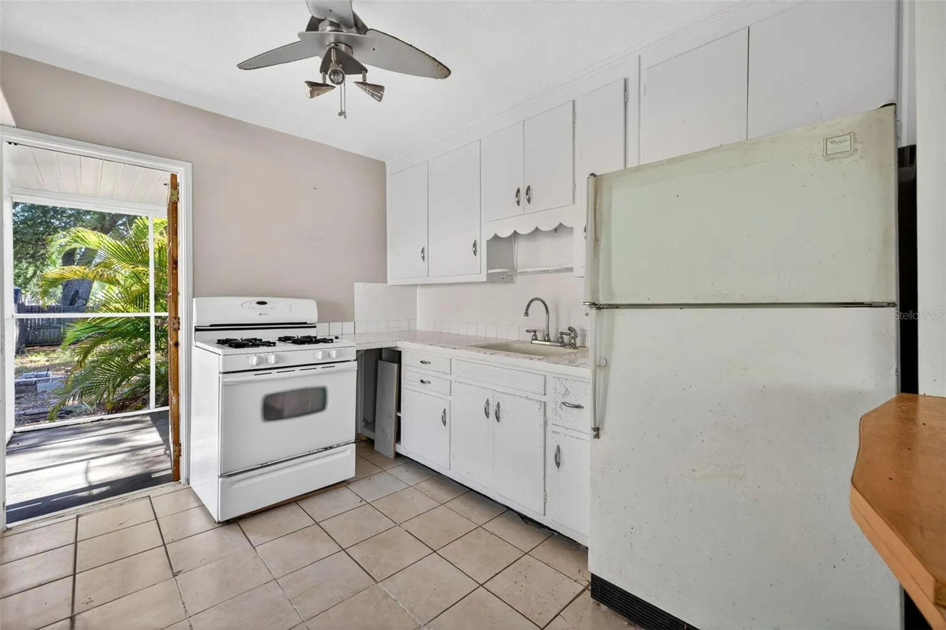 2122 6th Avenue N St Petersburg FL 33713
