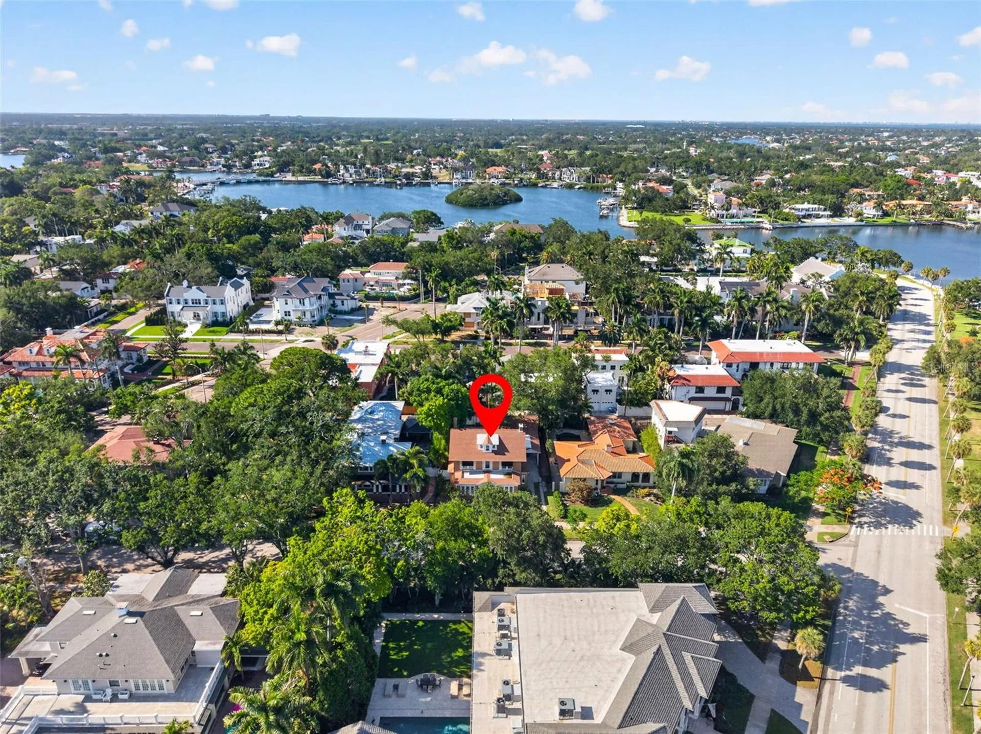 835 16th Avenue NE St Petersburg FL 33704