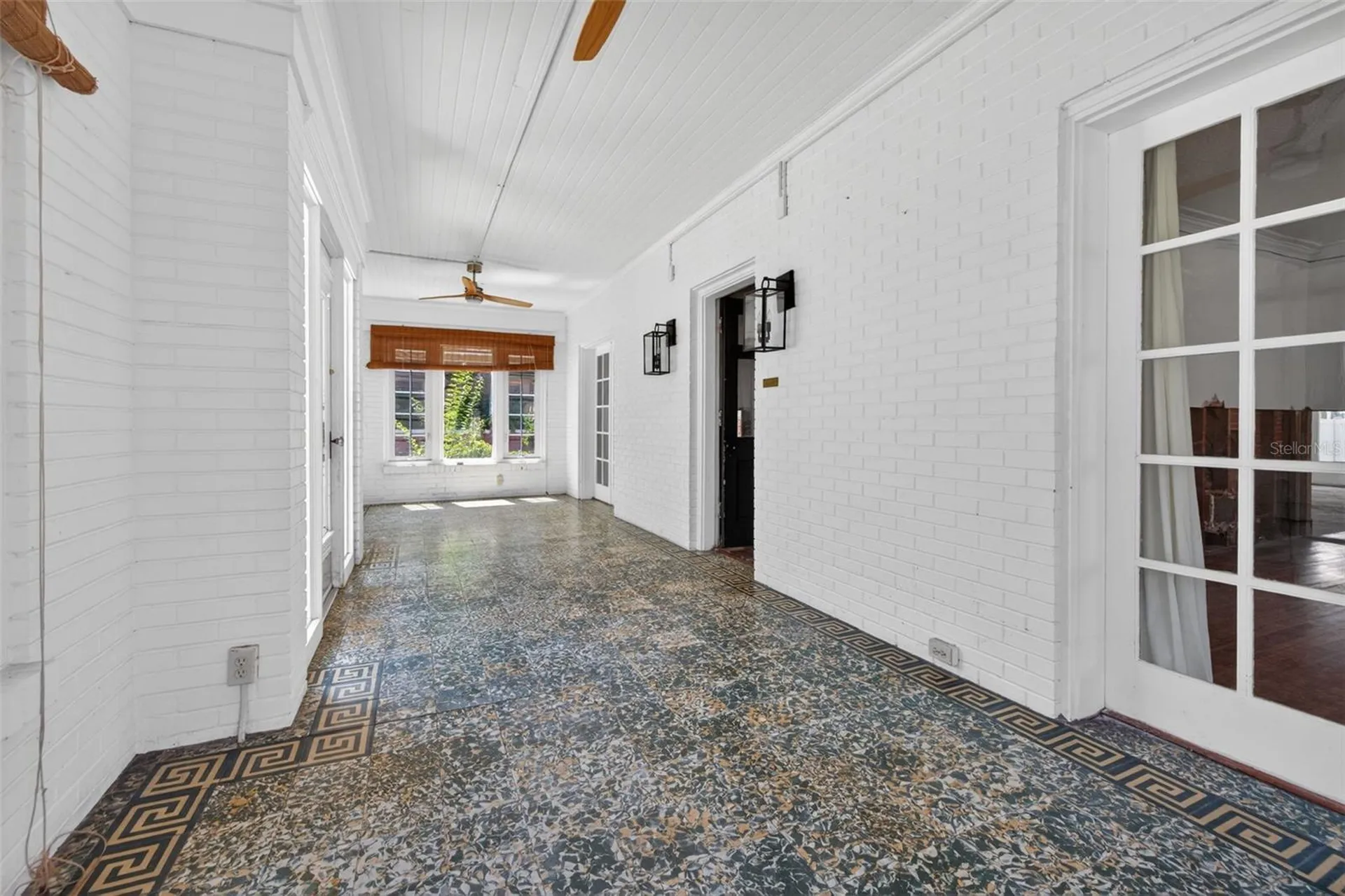 835 16th Avenue NE St Petersburg FL 33704