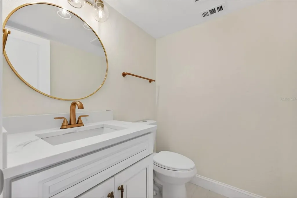 6497 Cape Hatteras Way NE St Petersburg FL 33702