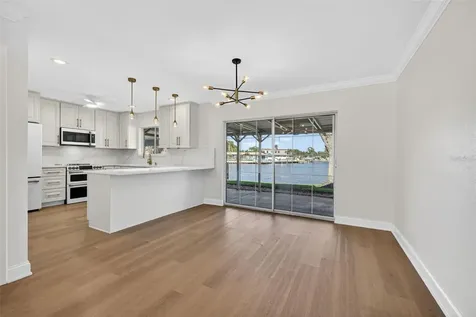 6497 Cape Hatteras Way NE St Petersburg FL 33702