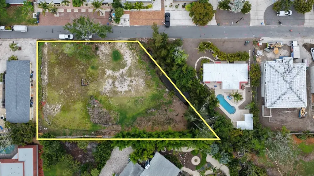 1122 Crescent Street Sarasota FL 34242