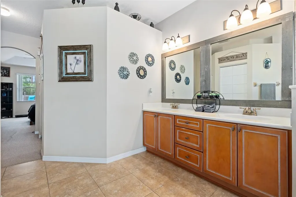 11 Rainbrook Drive Palm Coast FL 32164