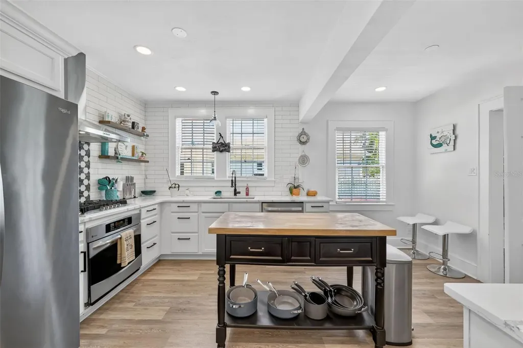 320 N Betty Lane Clearwater FL 33755