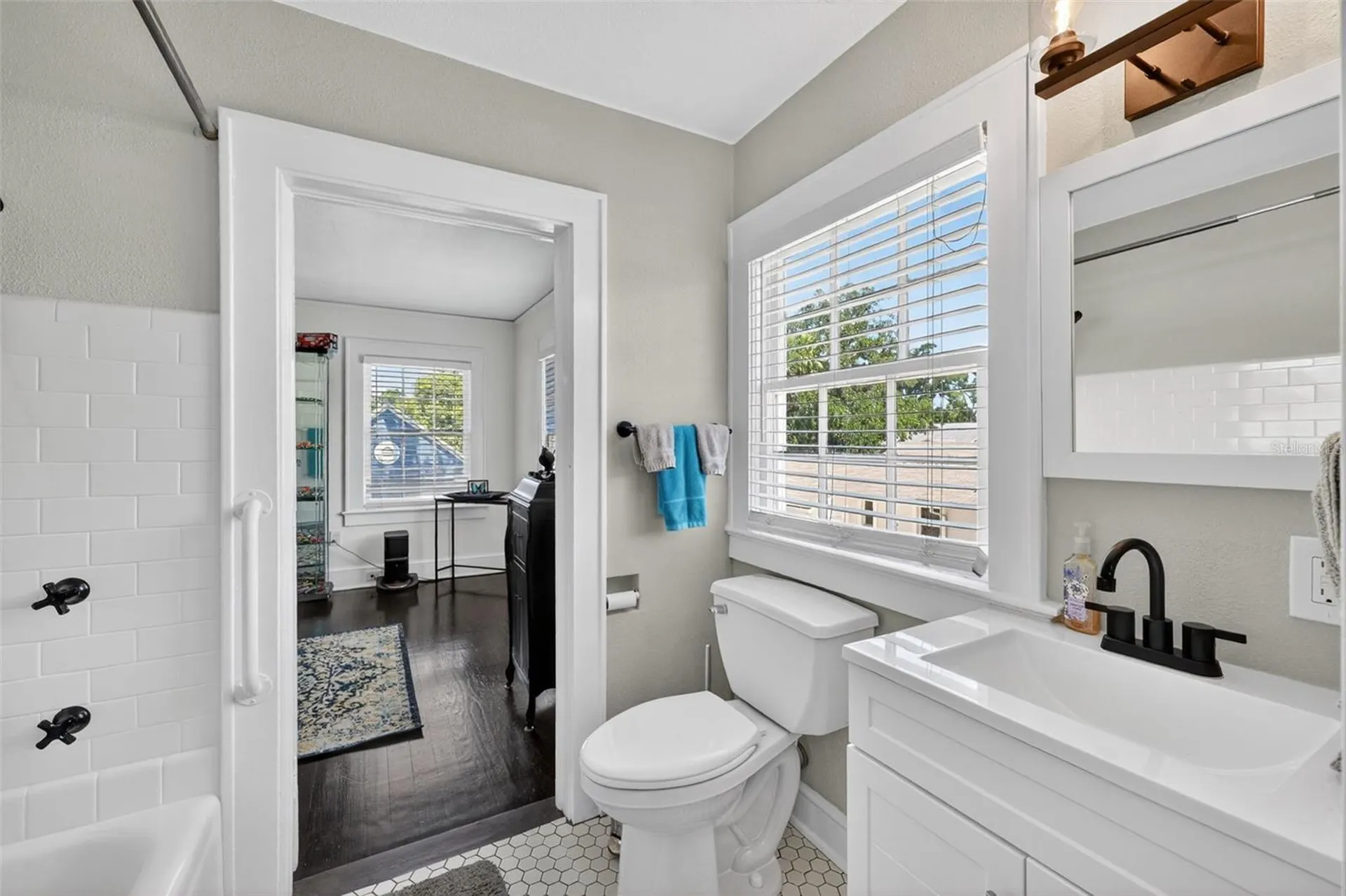 320 N Betty Lane Clearwater FL 33755