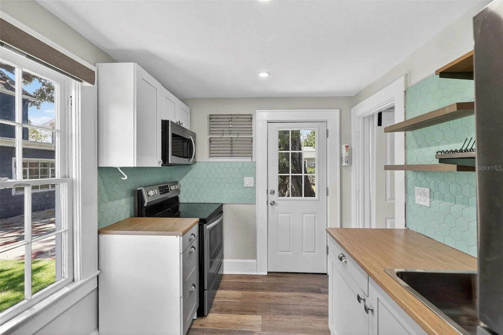 320 N Betty Lane Clearwater FL 33755