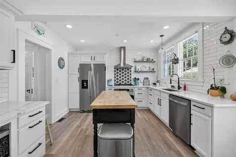 320 N Betty Lane Clearwater FL 33755