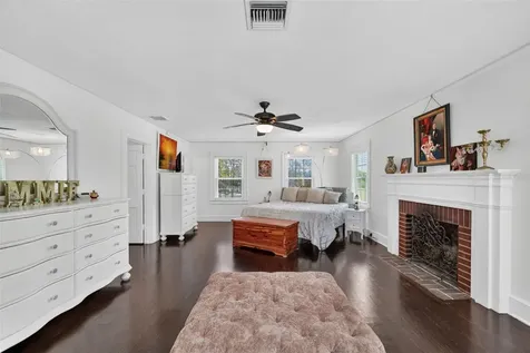 320 N Betty Lane Clearwater FL 33755