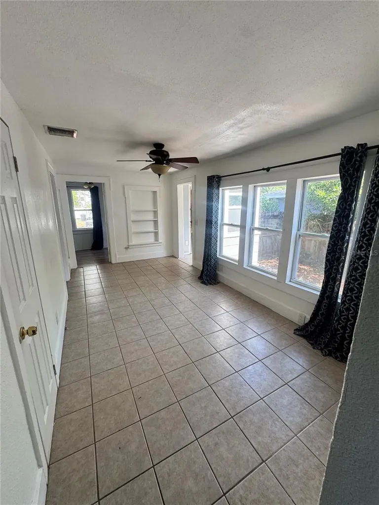3134 17th Street N St Petersburg FL 33713