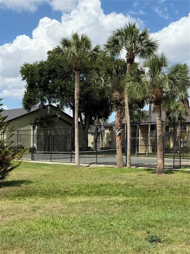 908 Lake Destiny Road Altamonte Springs FL 32714