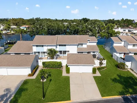 6497 Cape Hatteras Way NE St Petersburg FL 33702