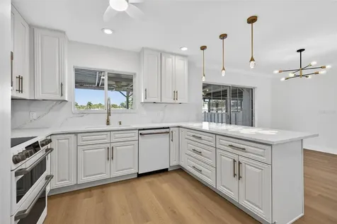 6497 Cape Hatteras Way NE St Petersburg FL 33702