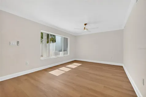 6497 Cape Hatteras Way NE St Petersburg FL 33702