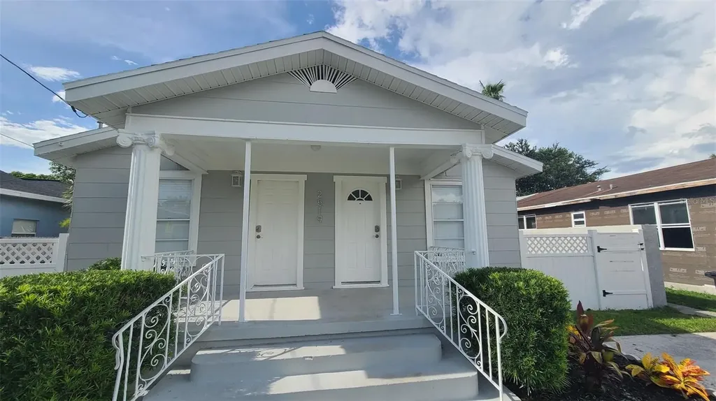2519 W Walnut Tampa FL 33607