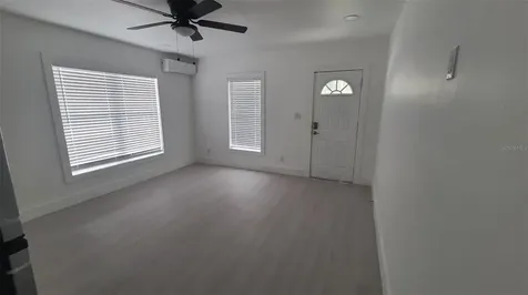 2519 W Walnut Tampa FL 33607