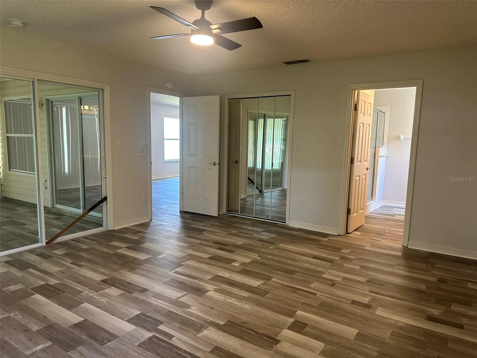 25335 Cranes Roost Circle Leesburg FL 34748