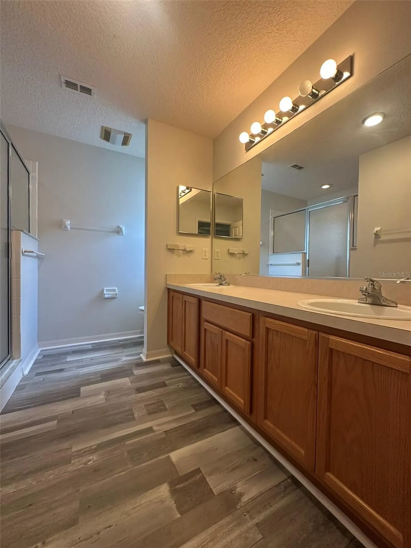 25335 Cranes Roost Circle Leesburg FL 34748