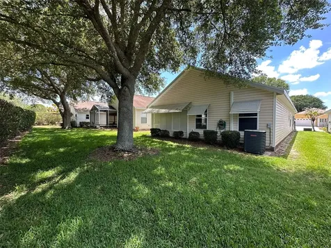 25335 Cranes Roost Circle Leesburg FL 34748