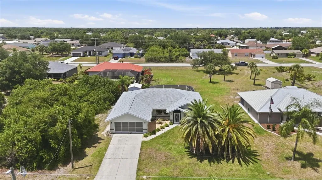 11074 Greenway Avenue Englewood FL 34224