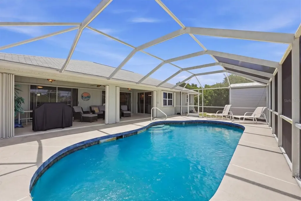11074 Greenway Avenue Englewood FL 34224