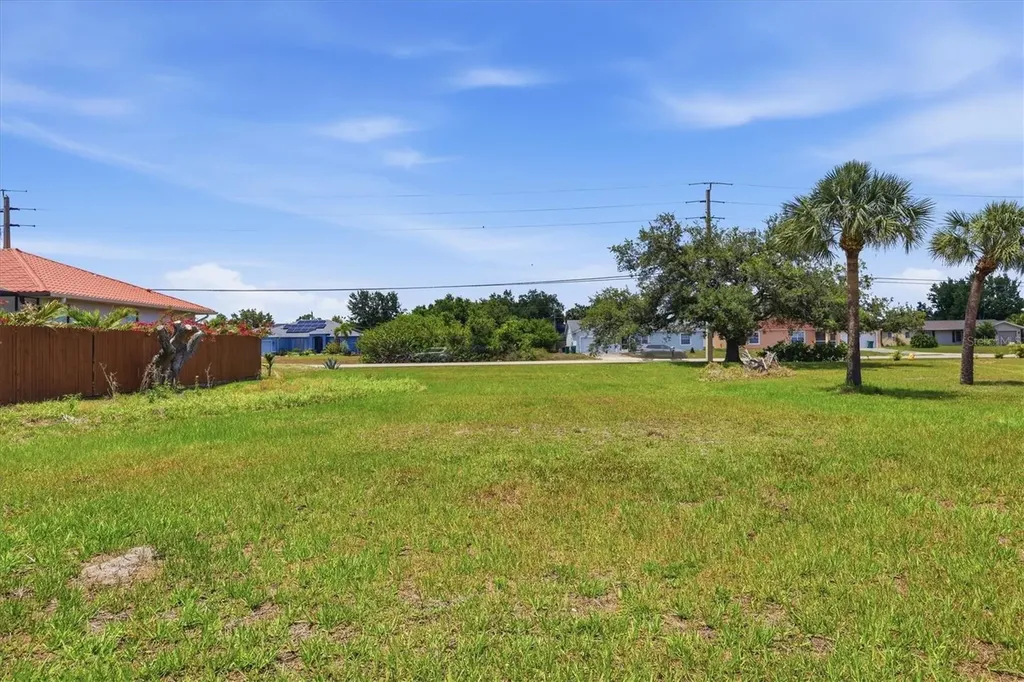 11074 Greenway Avenue Englewood FL 34224
