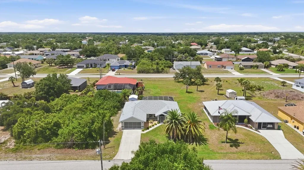 11074 Greenway Avenue Englewood FL 34224
