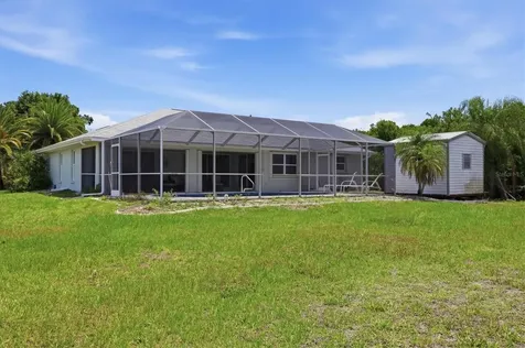 11074 Greenway Avenue Englewood FL 34224