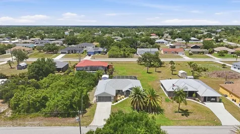 11074 Greenway Avenue Englewood FL 34224