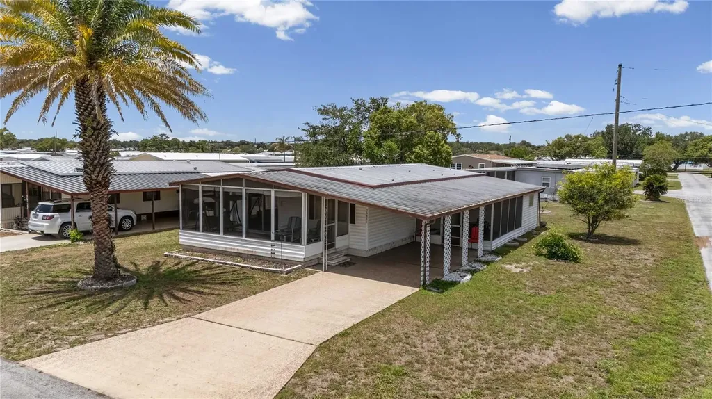 36831 Grace Avenue Zephyrhills FL 33542
