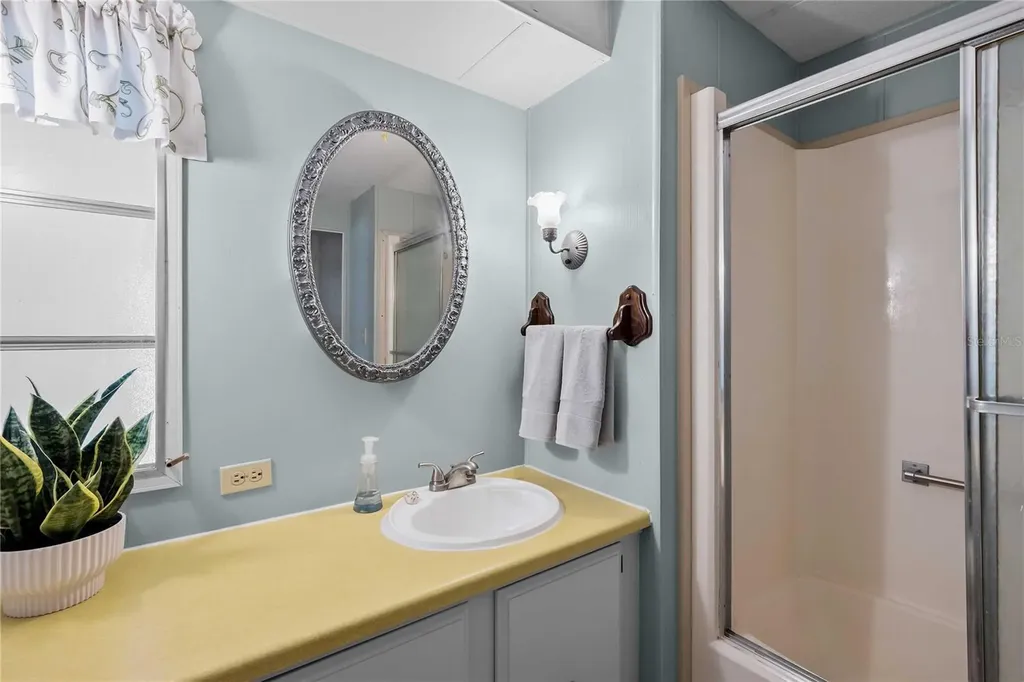 36831 Grace Avenue Zephyrhills FL 33542