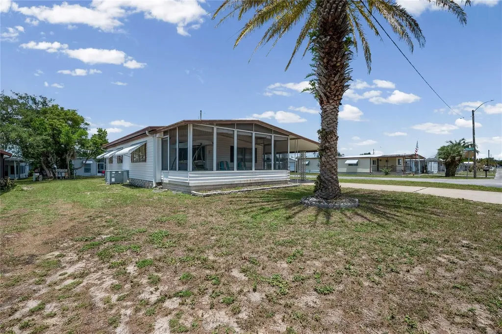 36831 Grace Avenue Zephyrhills FL 33542