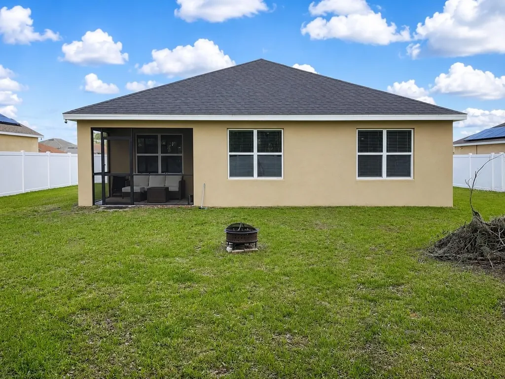 9902 SE 37th Terrace Belleview FL 34420