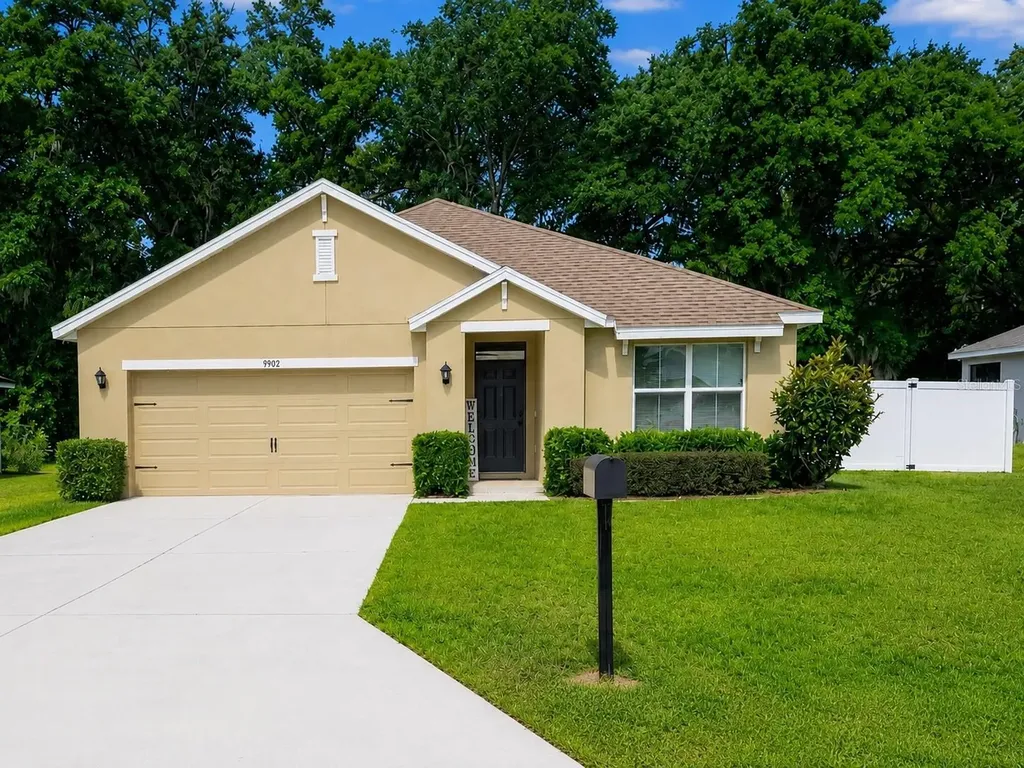 9902 SE 37th Terrace Belleview FL 34420