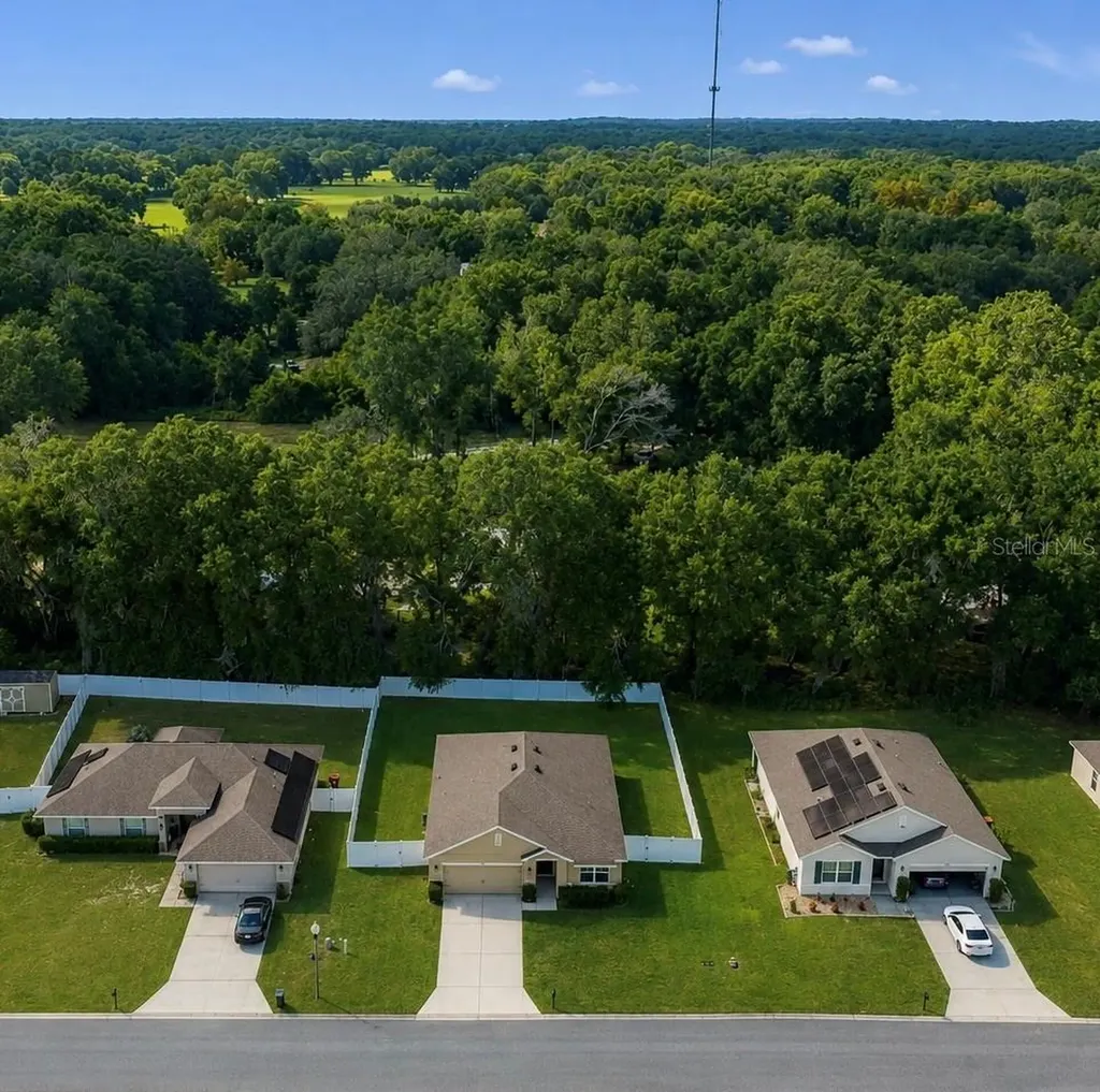9902 SE 37th Terrace Belleview FL 34420