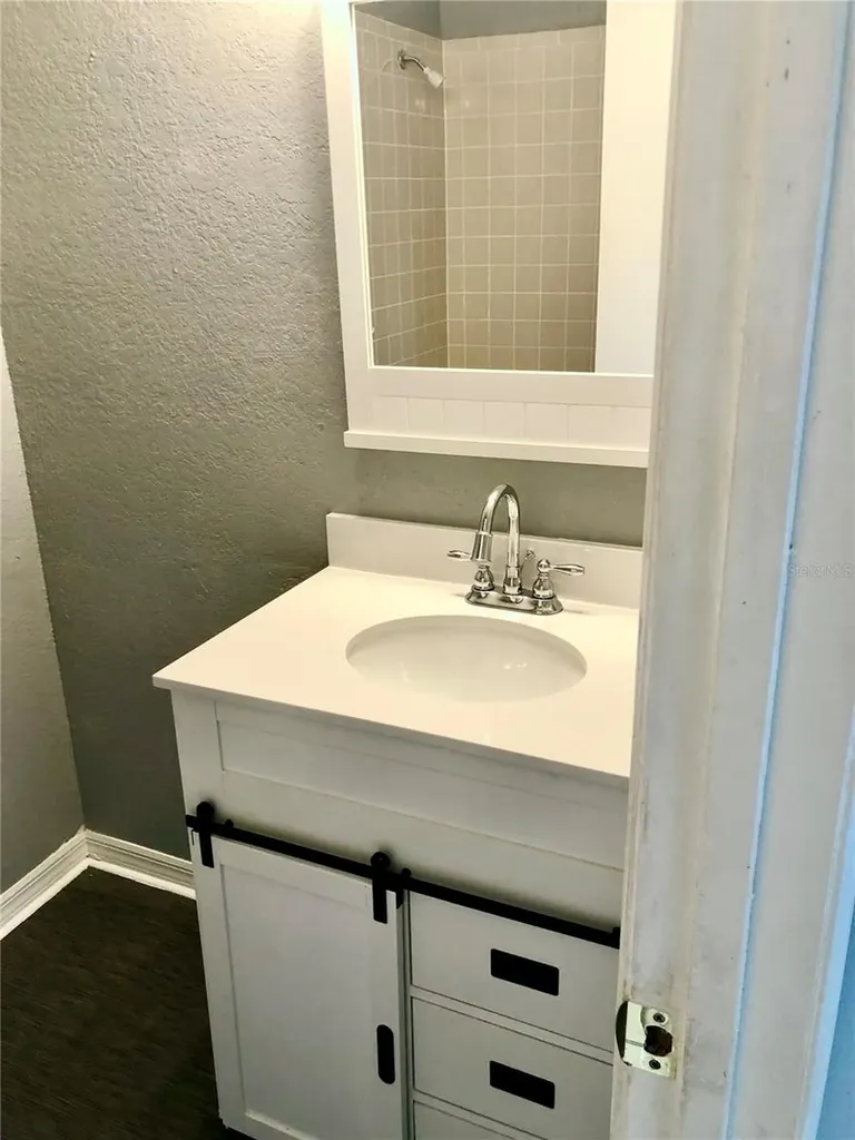 1037 S Hiawassee Road Orlando FL 32835