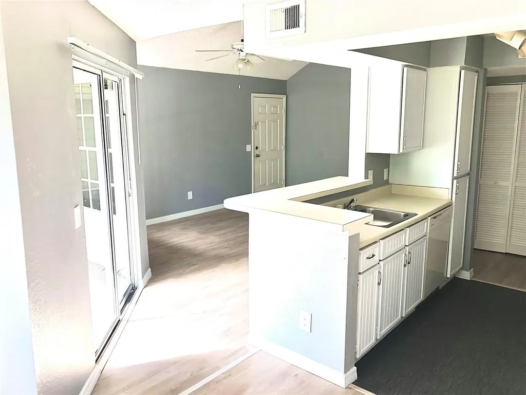 1037 S Hiawassee Road Orlando FL 32835