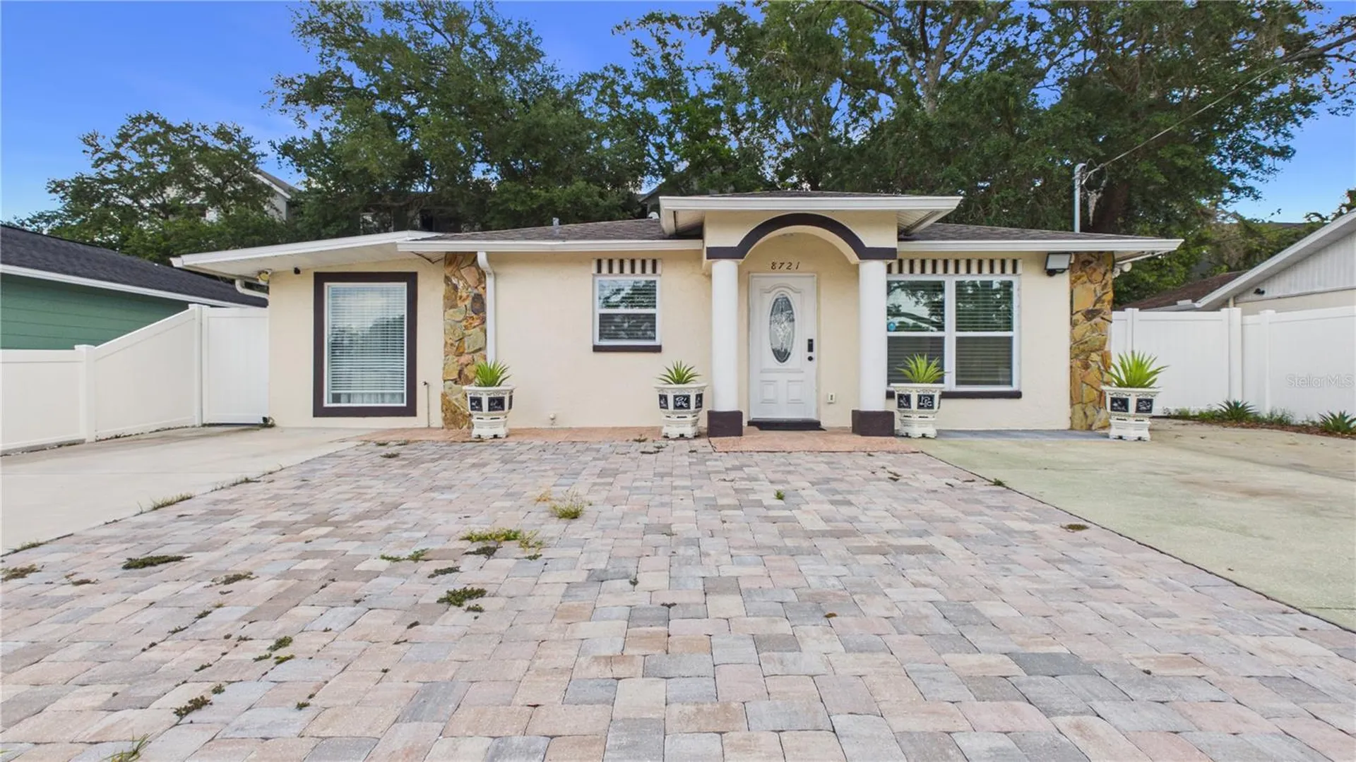 8721 N Orangeview Avenue Tampa FL 33617