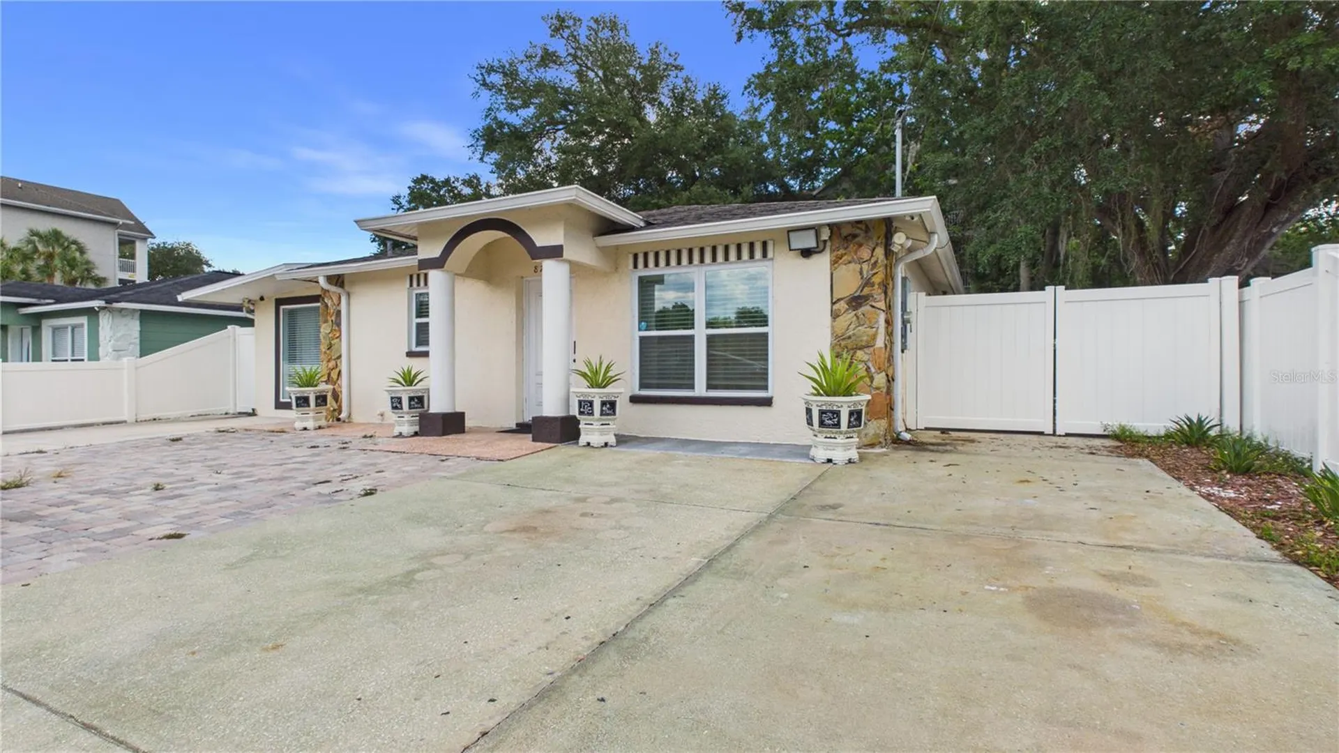 8721 N Orangeview Avenue Tampa FL 33617