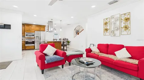 8721 N Orangeview Avenue Tampa FL 33617