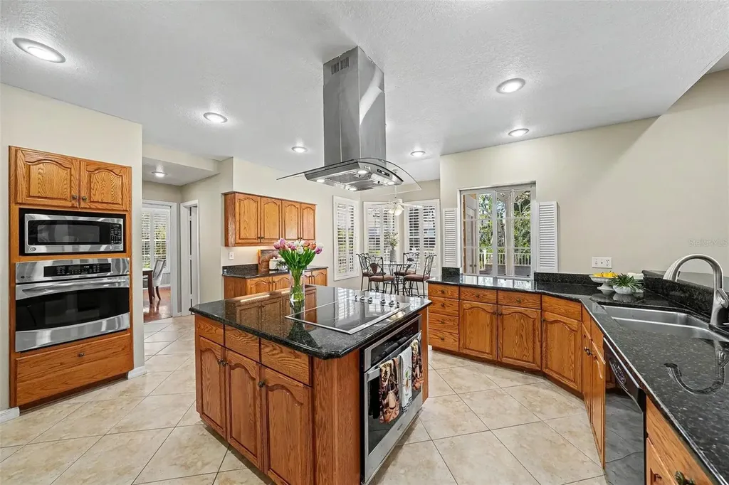 833 Marco Drive NE St Petersburg FL 33702