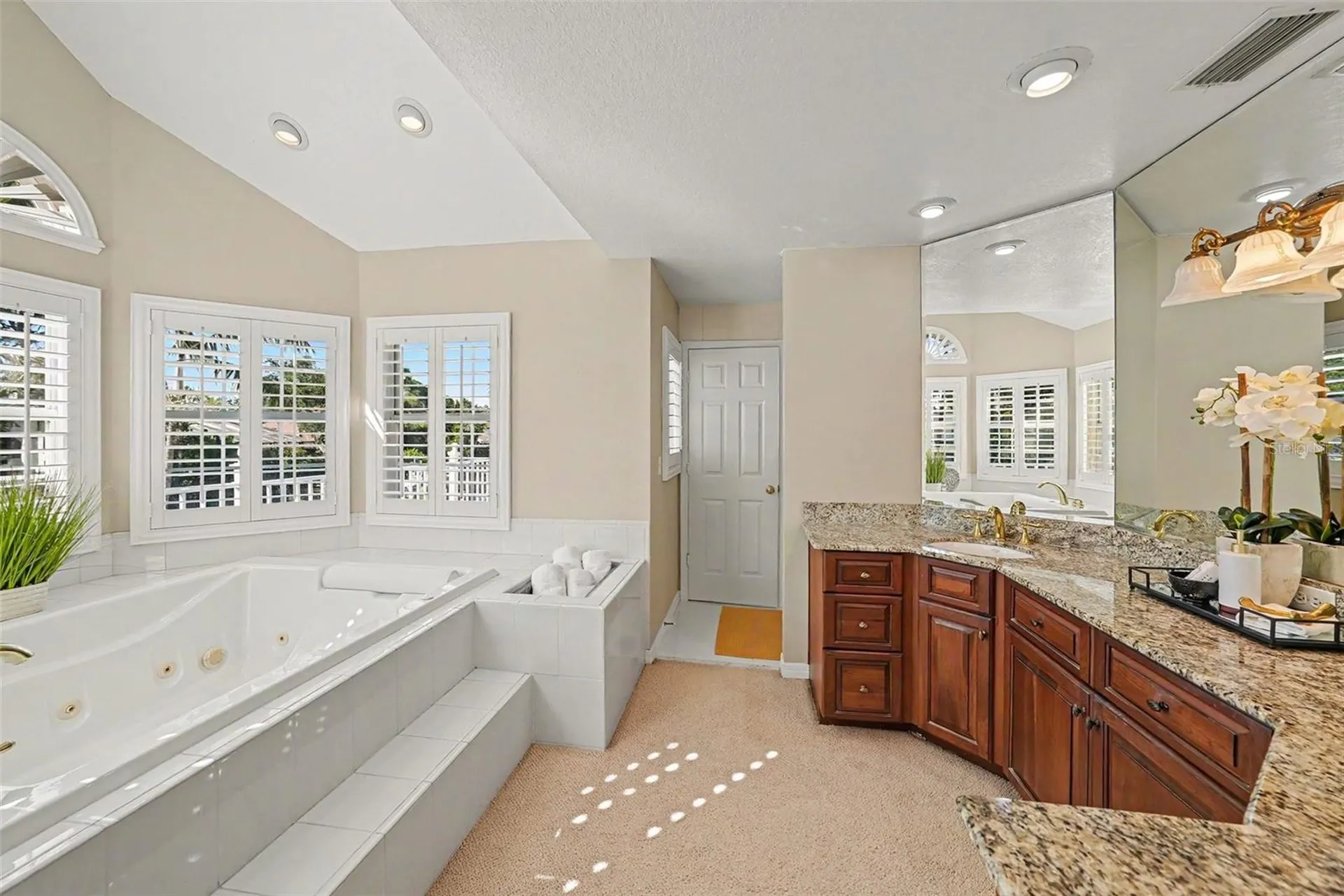 833 Marco Drive NE St Petersburg FL 33702