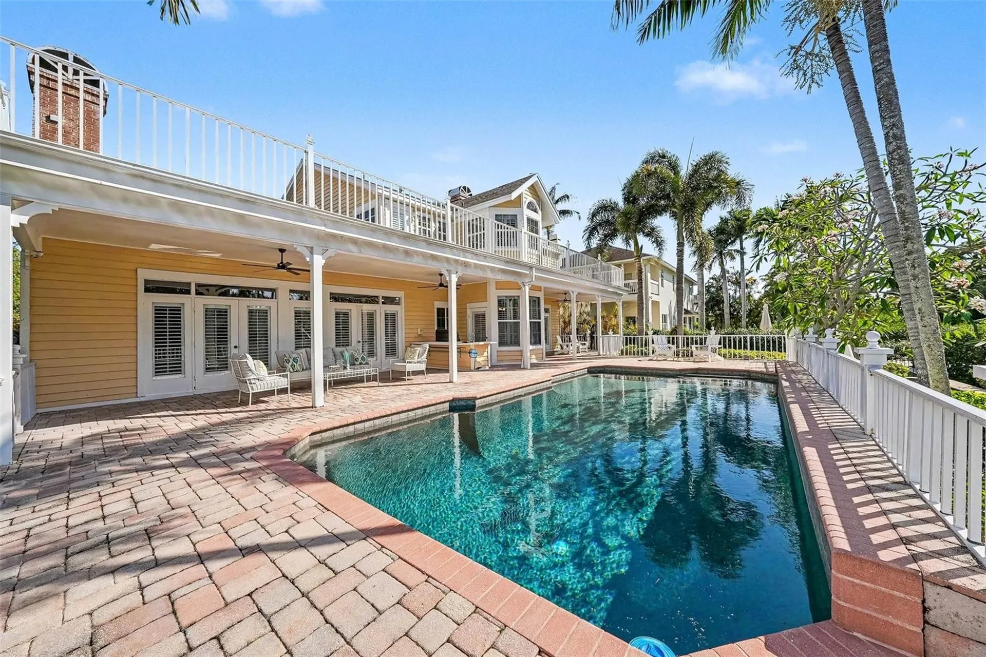 833 Marco Drive NE St Petersburg FL 33702